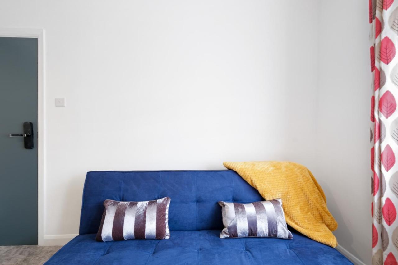 Fernbank Studios Sudbury Hill Harrow Self-Contained Studios With En-Suite Wembley Exterior photo