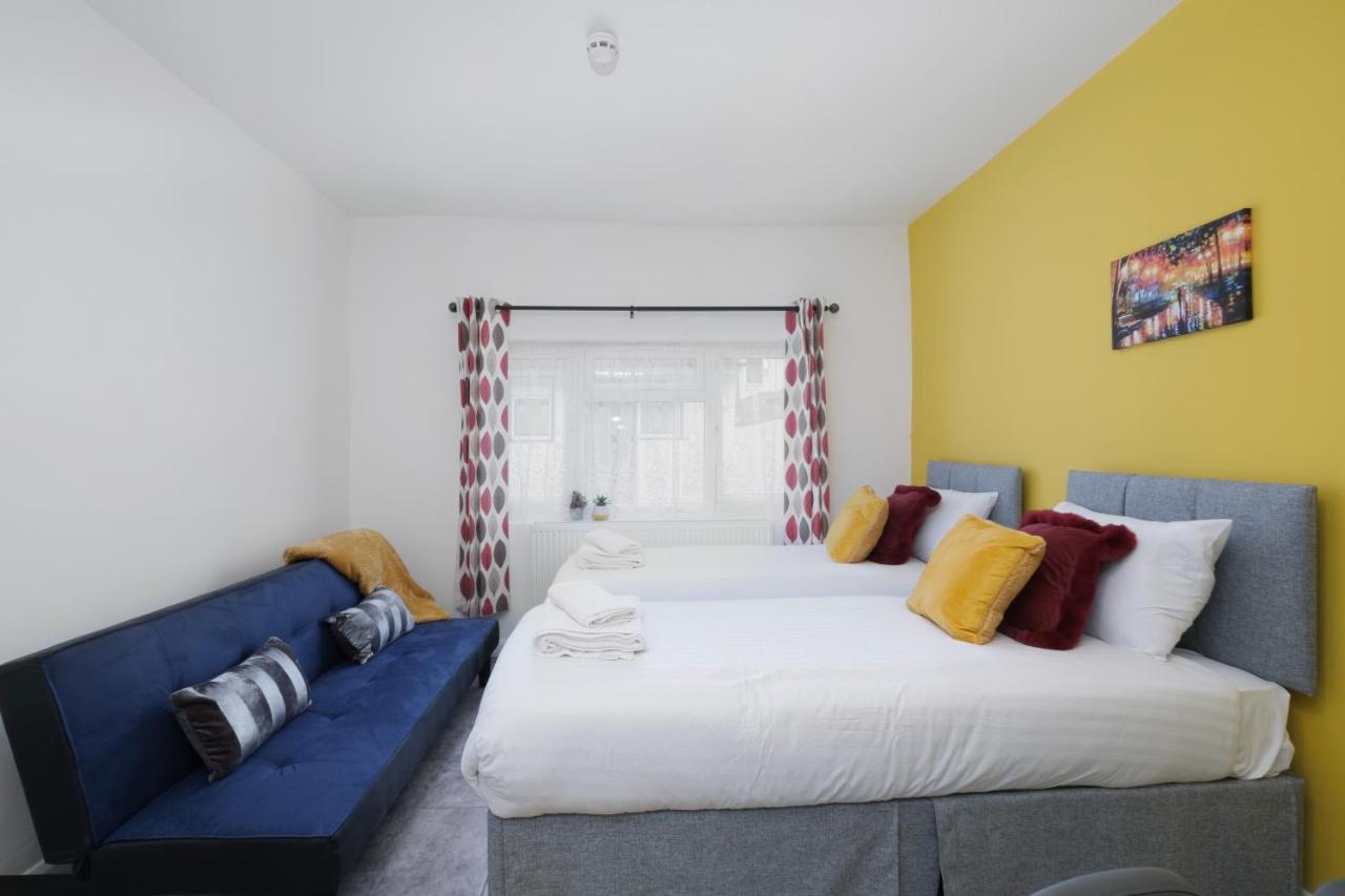Fernbank Studios Sudbury Hill Harrow Self-Contained Studios With En-Suite Wembley Exterior photo